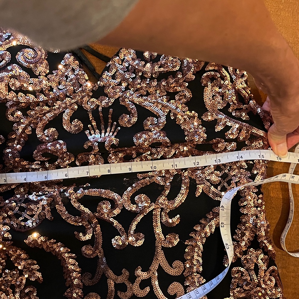 Windsor Sequin Evening/ Party Bodycon Mini Dress. Copper and black. Size S - Picture 15 of 15